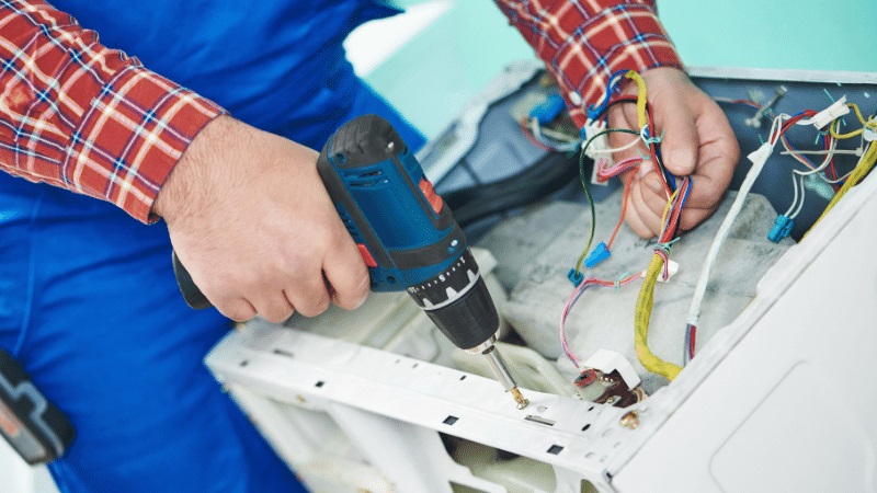 İzmit Electrolux servisi orijinal yedek parça kullanımı